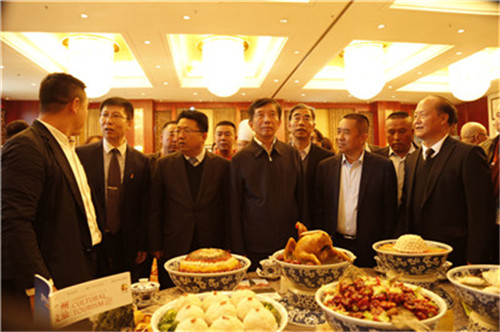 201910201571542848475501.jpg IMG_7912.jpg