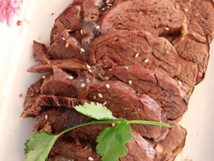 金城老碗【?！繗鉀_天、好“禮”相隨