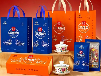 金城老碗｜藏在蓋碗里的蘭州魂，千年三炮臺(tái)，一盞暖茶贈(zèng)親友